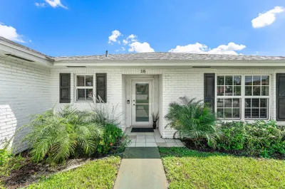 2840 SW 14TH Street #18 1