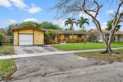 5009 SW 104th Ave 1