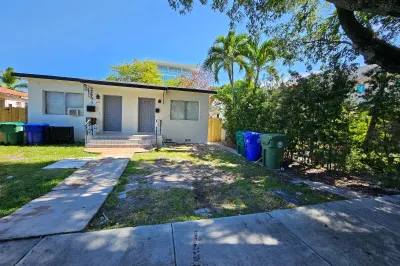 1732 SW 21st Terrace 1
