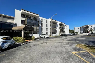 1350 SW 122nd Ave #212 1