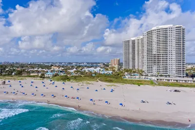 2700 N Ocean Drive #306b 1