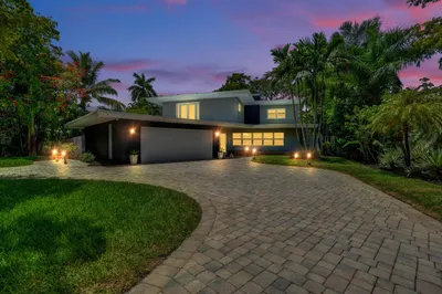 351 NW 32nd Court 1