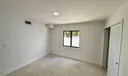 180 NE 57th St #4 Photo
