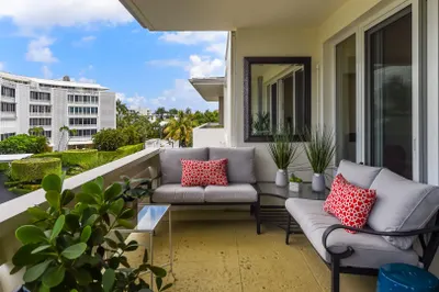 455 Worth Avenue #407 1