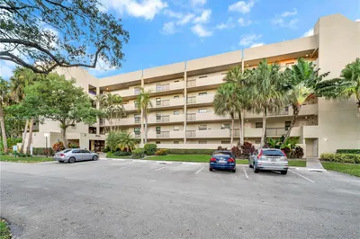 3050 NW 42nd Ave #C406 1