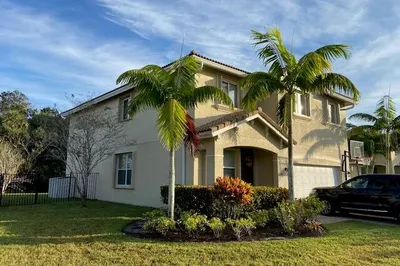 9333 Silent Oak Circle