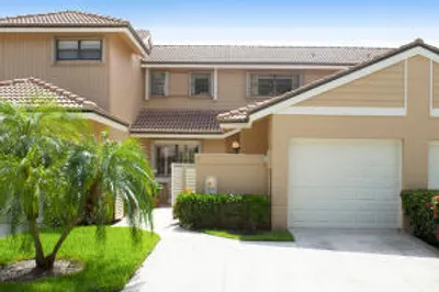 537 Prestwick Circle 1