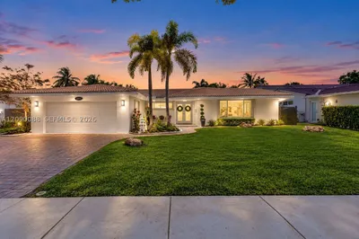 7311 Sabal Dr 1