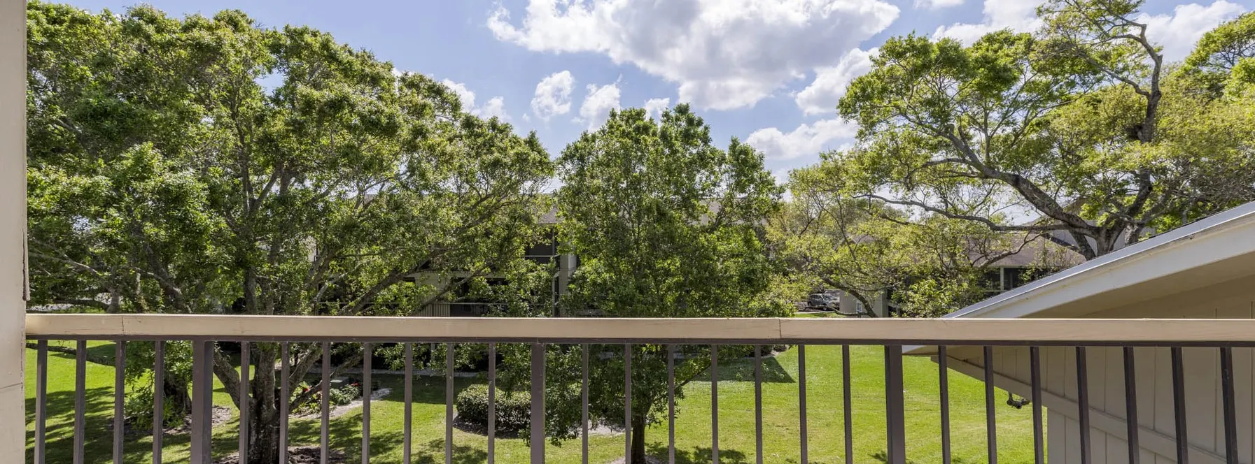Just Listed | 18450 SE Wood Haven Lane #K