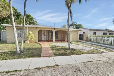 350 E 54th St 1