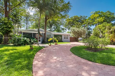 4270 NW 20th Ave 1