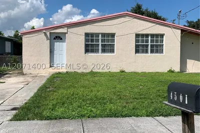 4501 SW 25th St 0 1