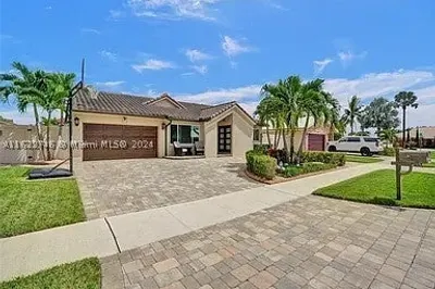 2192 NW 77th Ter 1