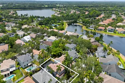 1204 Camellia Circle 1