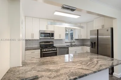 241 SW 3rd Ter 1