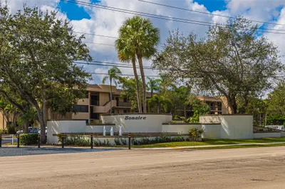 7735 NW 79th Ave #211 1