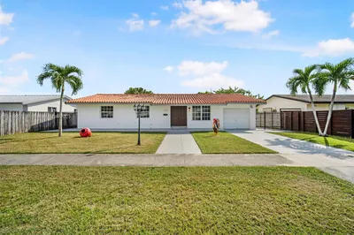 7950 SW 34th St 1
