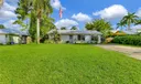 5277 Pine Tree Dr Photo