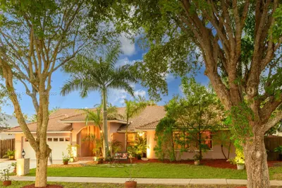 15332 SW 142nd Ter