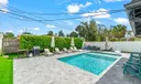 217 NE 11th Street Photo