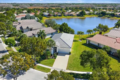 2737 Clipper Cir-33