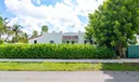 905 SE 3rd Avenue Photo