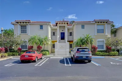 23265 Carolwood Ln #102 1