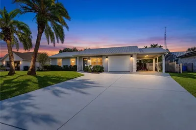 2657 SW Harem Circle 1