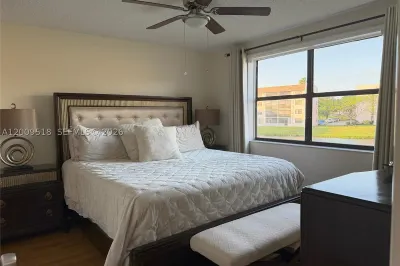 10467 Sunrise Lakes Blvd #205 1