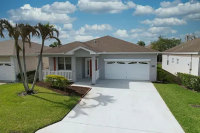 506 NW Cortina Lane 1