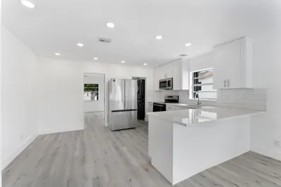 488 NW 2nd Terrace 1