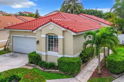 3 bedroom 2 bath side entrance, new roof