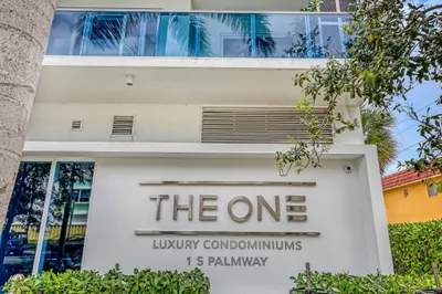 1 S Palmway #204 1