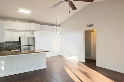 921 Lyons Road #3205 1