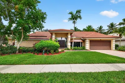 581 NW 110th Ave 1