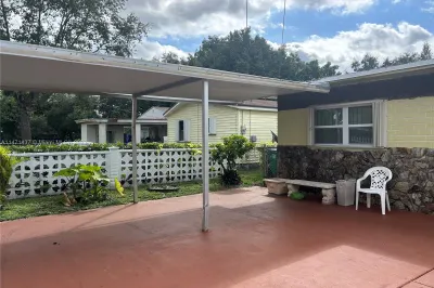 1780 NW 93rd Ter 1