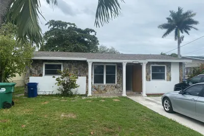 8221 NW 14th Place 1