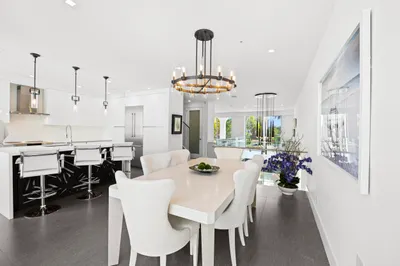 3055 Waterside Circle 1