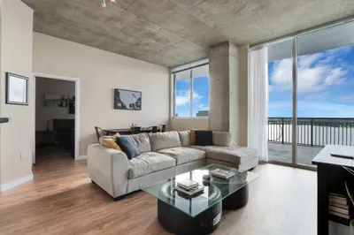 300 S Australian Avenue #1108 1