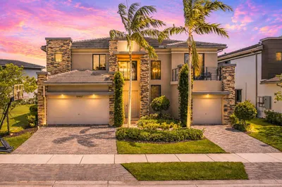 10432 N Lago Vista Circle 1