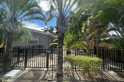 740 NE 37th Street #Unit B 1