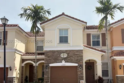 12444 Emerald Creek Ct 1