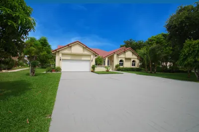 6300 NW 60th Way 1