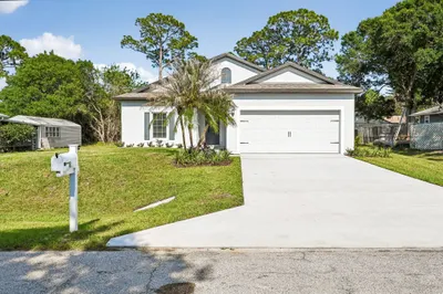 5019 Sunset Boulevard 1