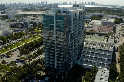 2201 Collins Ave #1513 1
