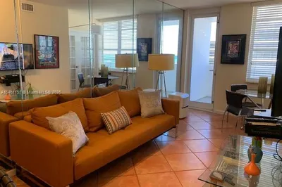 100 Lincoln Rd #1129 1