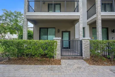 8326 NW 51st Ter 0 1