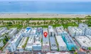 727 Collins Ave Photo