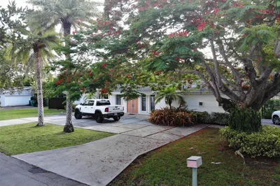12800 SW 82nd Ct 1