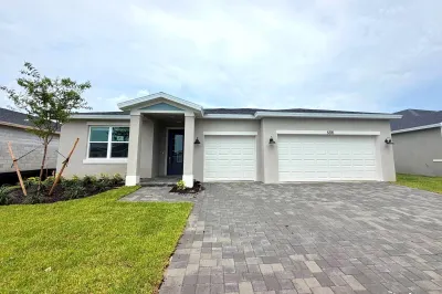 5591 Hampton Park Circle 1